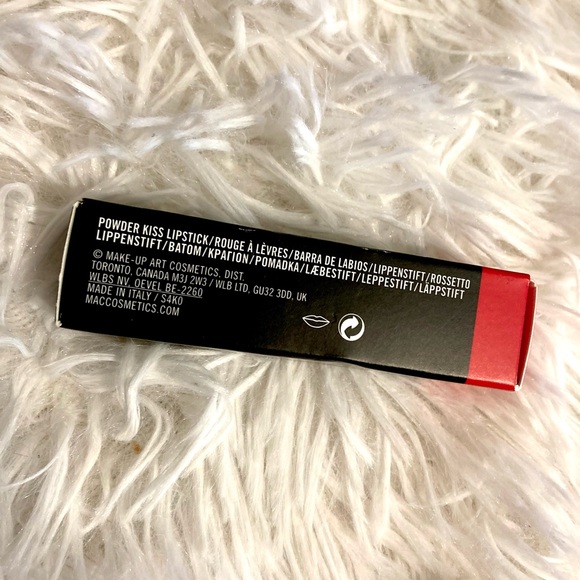 MAC - Lipstick - Picture 7 of 9